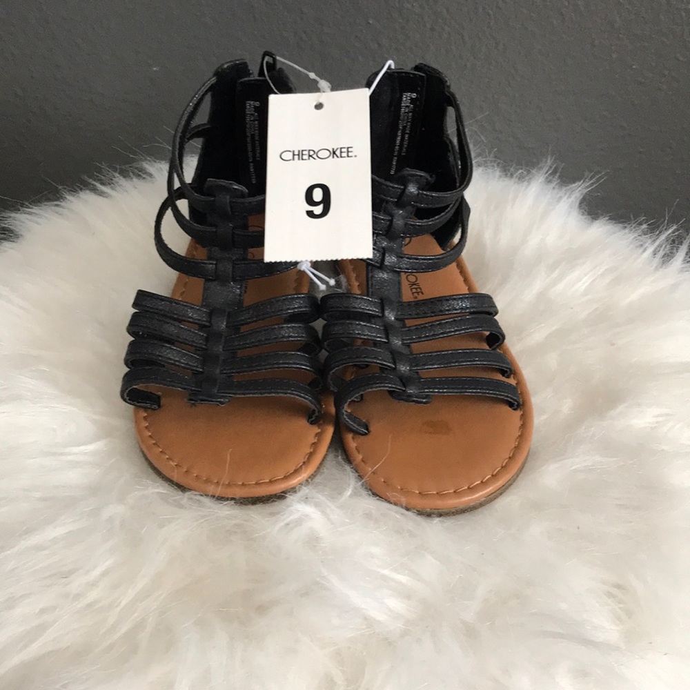 Black Size 9 Toddlers Sandals 😎